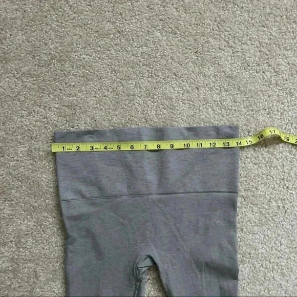 BLANQI Pale Gray Laser Cut High Rise Maternity Leggings Sz Small - Picture 10 of 13